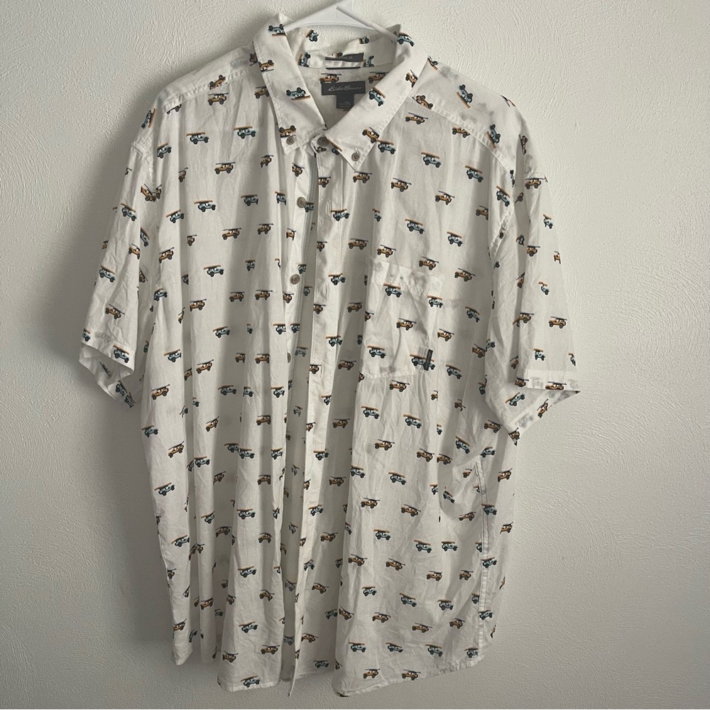 Eddie Bauer Men's Short Sleeve Shirt car with surfboard size XXL